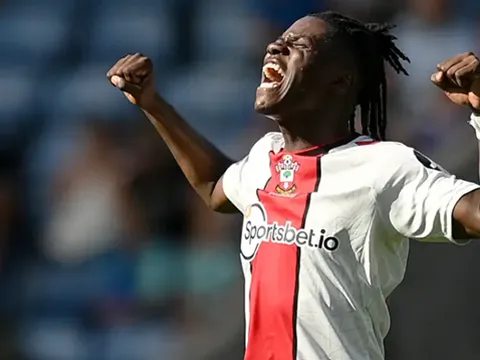 Mục tiêu 50 triệu bảng của Arsenal giảm giá