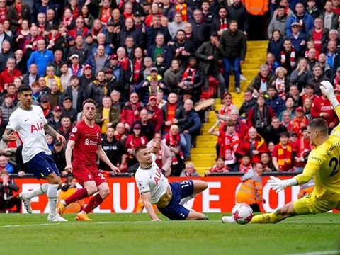 Lấy công bù thủ, Liverpool thắng nghẹt thở trận cầu 7 bàn