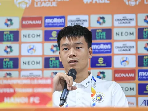 Hà Nội FC toàn thua, Nguyễn Thành Chung nói chưa phải quá tệ