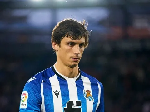 Arsenal cần 100 triệu euro để có bộ đôi của Sociedad