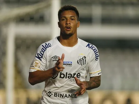 NÓNG! "Sếp lớn" sẵn sàng bán tiền đạo cho Man Utd