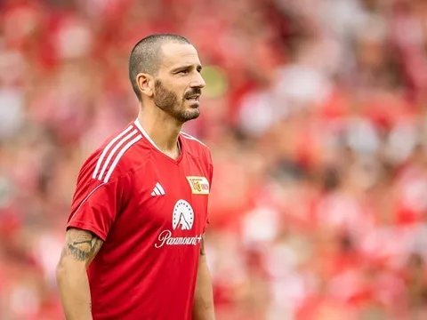 Không tới được Roma, Bonucci vẫn có bến đỗ khác