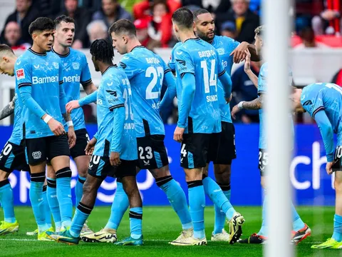Leverkusen của Alonso không thể bị ngăn cản