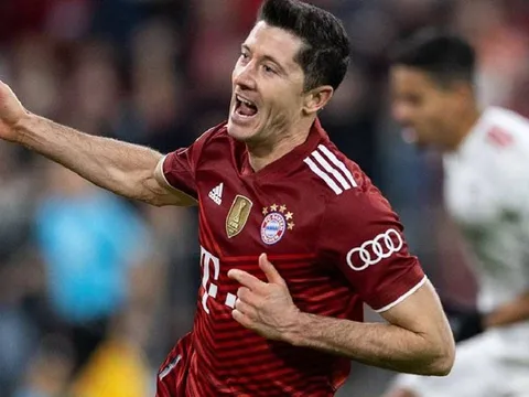 Lewandowski: "Chúng tôi là con người, không phải máy móc"