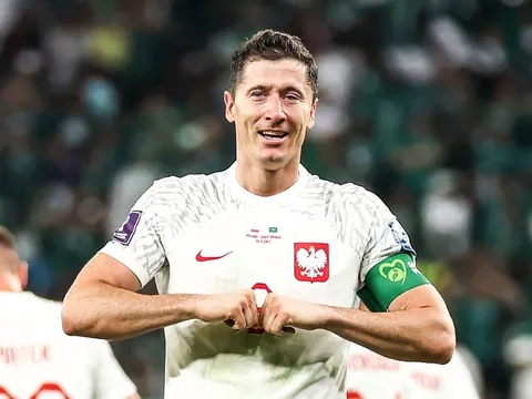 Lewandowski ghi bàn đầu tiên trong sự nghiệp tại World Cup