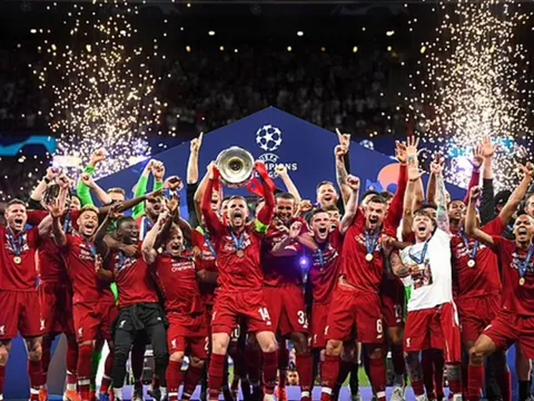 "Liverpool sẽ vô địch Premier League và Champions League"