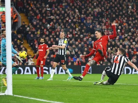 4 điểm đen của Liverpool trong chiến thắng trước Newcastle