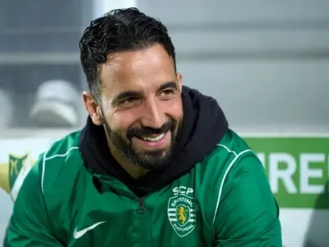 Liverpool chọn xong phương án dự phòng thay thế Xabi Alonso