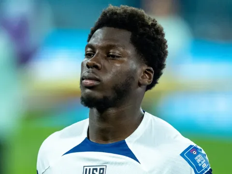 Liverpool cũng muốn có cựu tiền vệ Pháo thủ