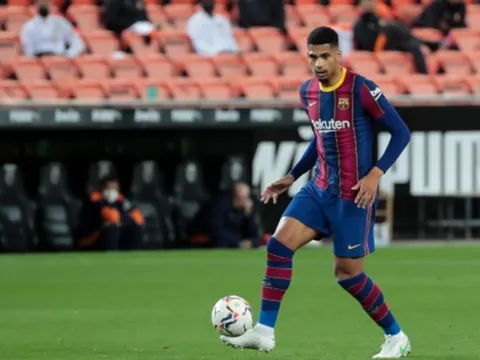 Liverpool đại chiến Man Utd vì sao Barca