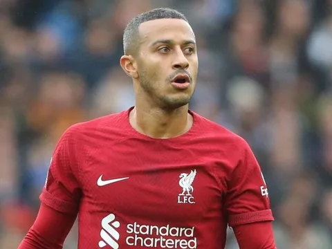 Liverpool đấu Bournemouth, Klopp lên tiếng về 2 tiền vệ