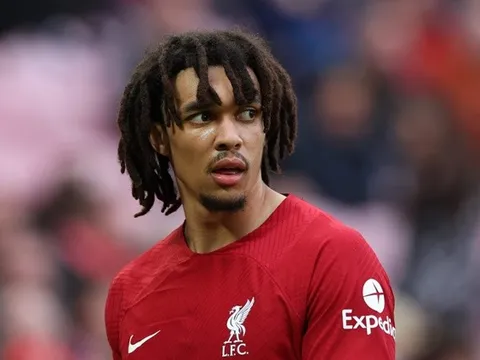 Thay Alexander-Arnold. Liverpool sẵn sành giành mục tiêu của Man Utd
