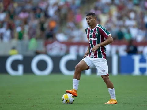 Liverpool vỡ mộng chiêu mộ "Vua chuyền bóng" của Brazil