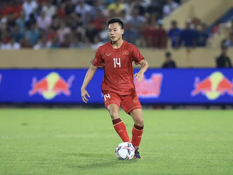 Lộ diện 2 ứng viên thủ quân U23 Việt Nam, có trò cưng Troussier