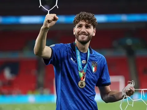 Người hùng EURO buồn khi bị tuyển Ý gạch tên