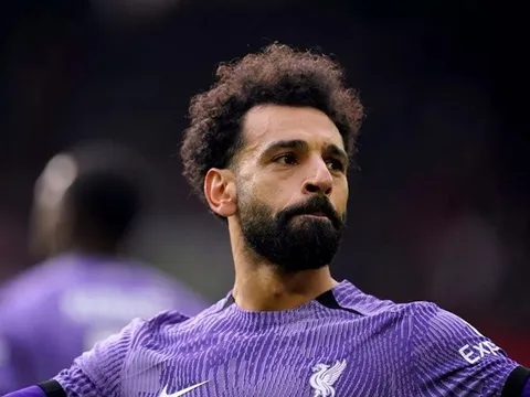 Lời cảnh báo về Salah khiến Liverpool méo mặt
