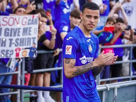 Lời nguyền nặng vía đeo bám Man Utd