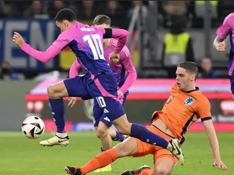 Lời tuyên chiến của ''Những cỗ xe tăng''