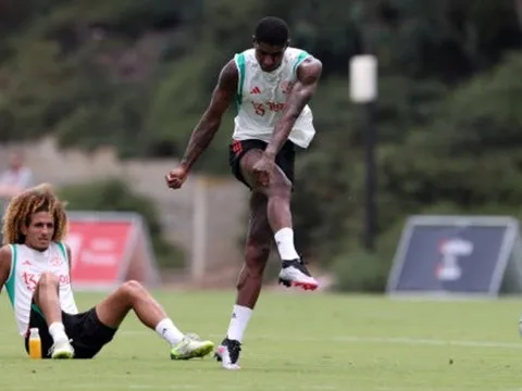 Lựa chọn khôn ngoan của thần đồng Man United