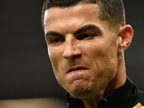 Luật sư thể thao: 'Man United có quyền cắt hợp đồng với Ronaldo'