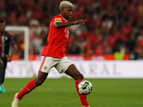 Arsenal để mắt 'máy quét' 120 triệu euro