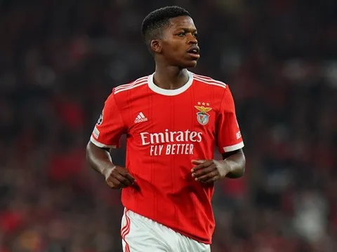 Fulham tranh chữ ký 120 triệu euro với Barcelona, Bayern Munich