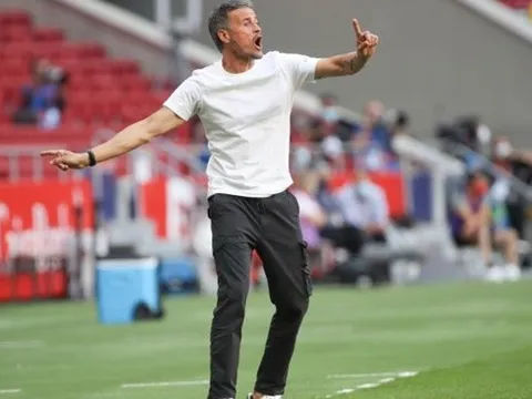Luis Enrique đã đúng khi chối bỏ các cầu thủ Real Madrid