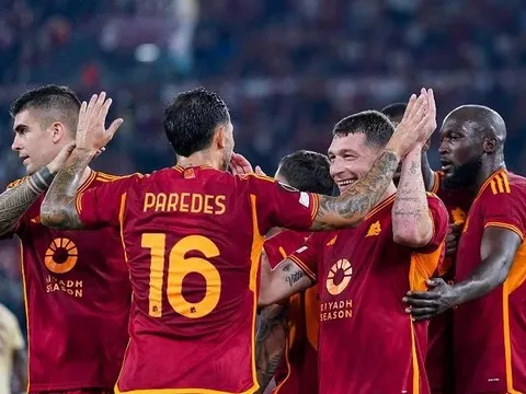 Lukaku lại ghi bàn, Roma đè bẹp Servette