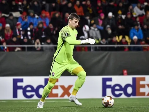 Real muốn dùng "vật tế thần" + 20 triệu đổi lấy Kepa