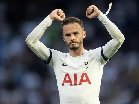 Maddison đã trở lại, Premier League hãy chú ý!