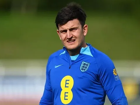 Nhận loạt chỉ trích, Southgate úp mở về tương lai Maguire