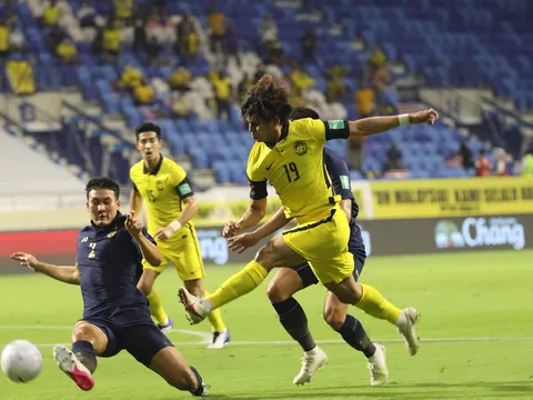 Chủ tịch LĐBĐ Malaysia nói thẳng về chính sách nhập tịch