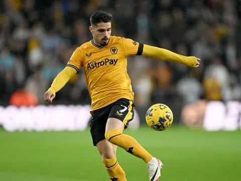 Man City khiến Arsenal nhận “trái đắng” trên TTCN