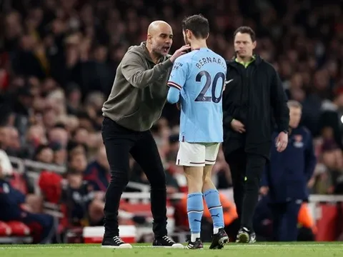 Man City 'lạ hoắc' của Pep đã nhấn chìm Arsenal