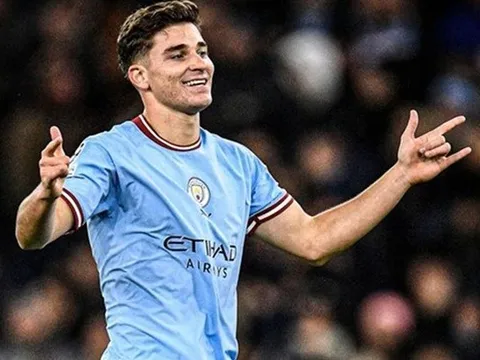 Man City tưởng thưởng cho trọng pháo