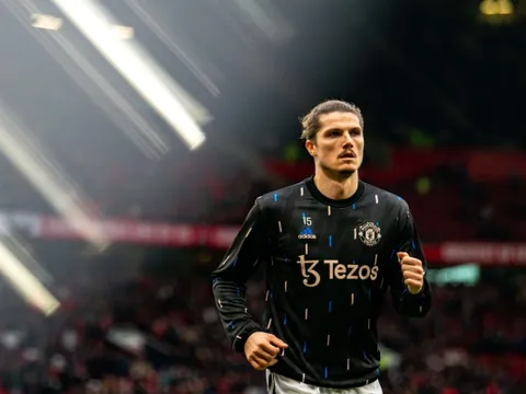 Man United biết điều nên làm với Marcel Sabitzer