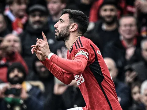 Ngả mũ với Bruno Fernandes