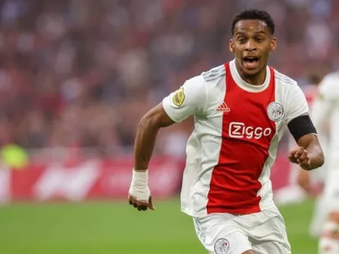 Man United chờ xong World Cup để chiêu mộ tuyển thủ Hà Lan