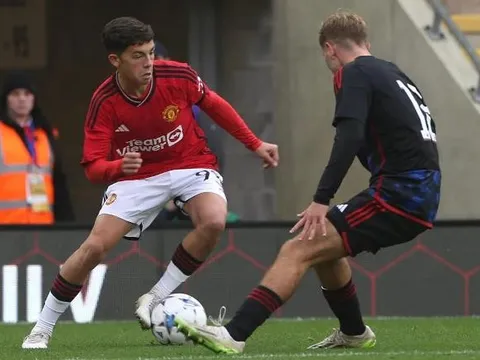 Man United còn có cầu thủ tiềm năng cao hơn cả Kobbie Mainoo