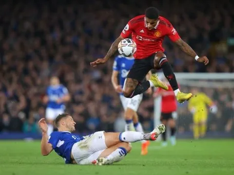 Man United - Everton: 2 bàn; Ác mộng của Lampard