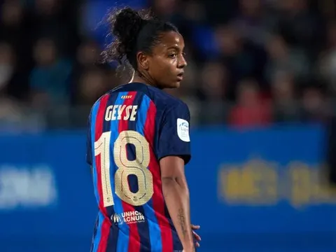 Man United hoàn tất thương vụ Geyse từ Barcelona