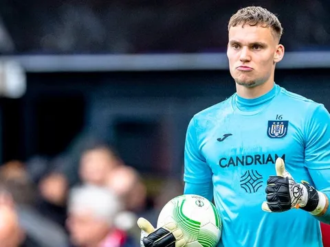 Man United nhắm mua thủ thành Hà Lan thay De Gea