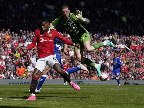 Man United nhận tin dữ từ Rashford