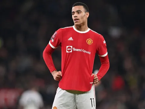 Man United ra quyết định khôn ngoan với Mason Greenwood
