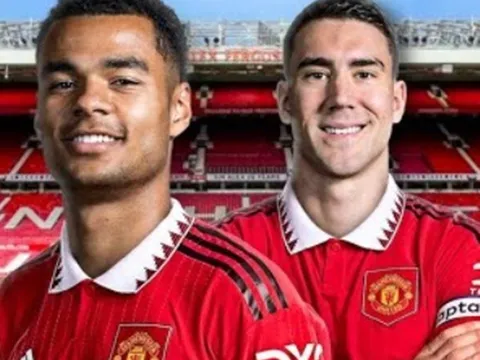 Man United săn trung phong: Ai sẽ là người được chọn?