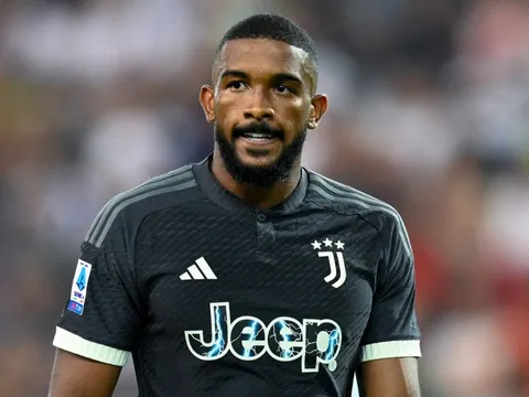 Man United theo đuổi cùng lúc 2 cầu thủ Juve