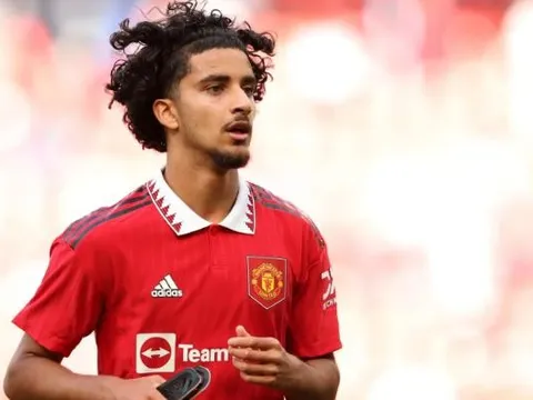 Man United thông báo chia tay cầu thủ tiếp theo