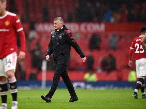 Man United thua bạc nhược, Solskjaer vẫn thách thức dư luận?