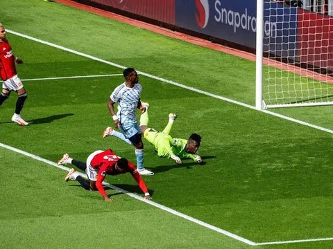 M.U thủng lưới 2 bàn, Schmeichel nói lời thẳng thắn về Onana