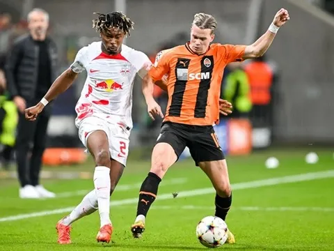 Man Utd muốn cướp hậu vệ 15 triệu trước mũi Arsenal